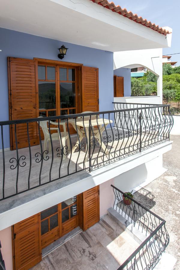 Orelia Pension Tolón Esterno foto